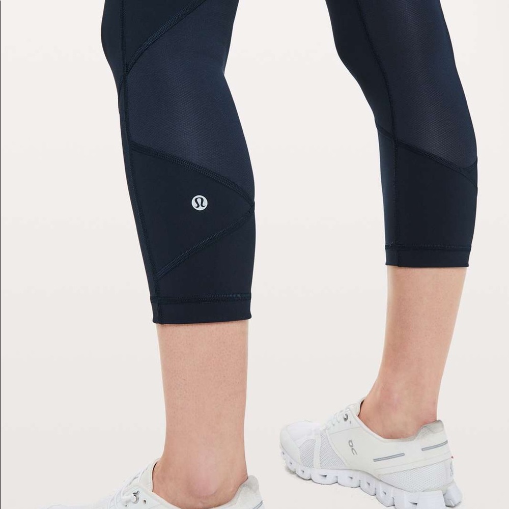 Lululemon Pace Rival Crop 22" True Navy